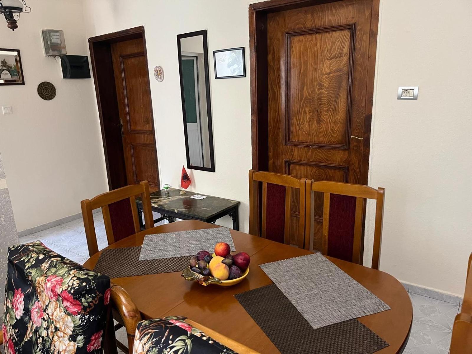 Grace Apartment City Center Tirana Kültér fotó
